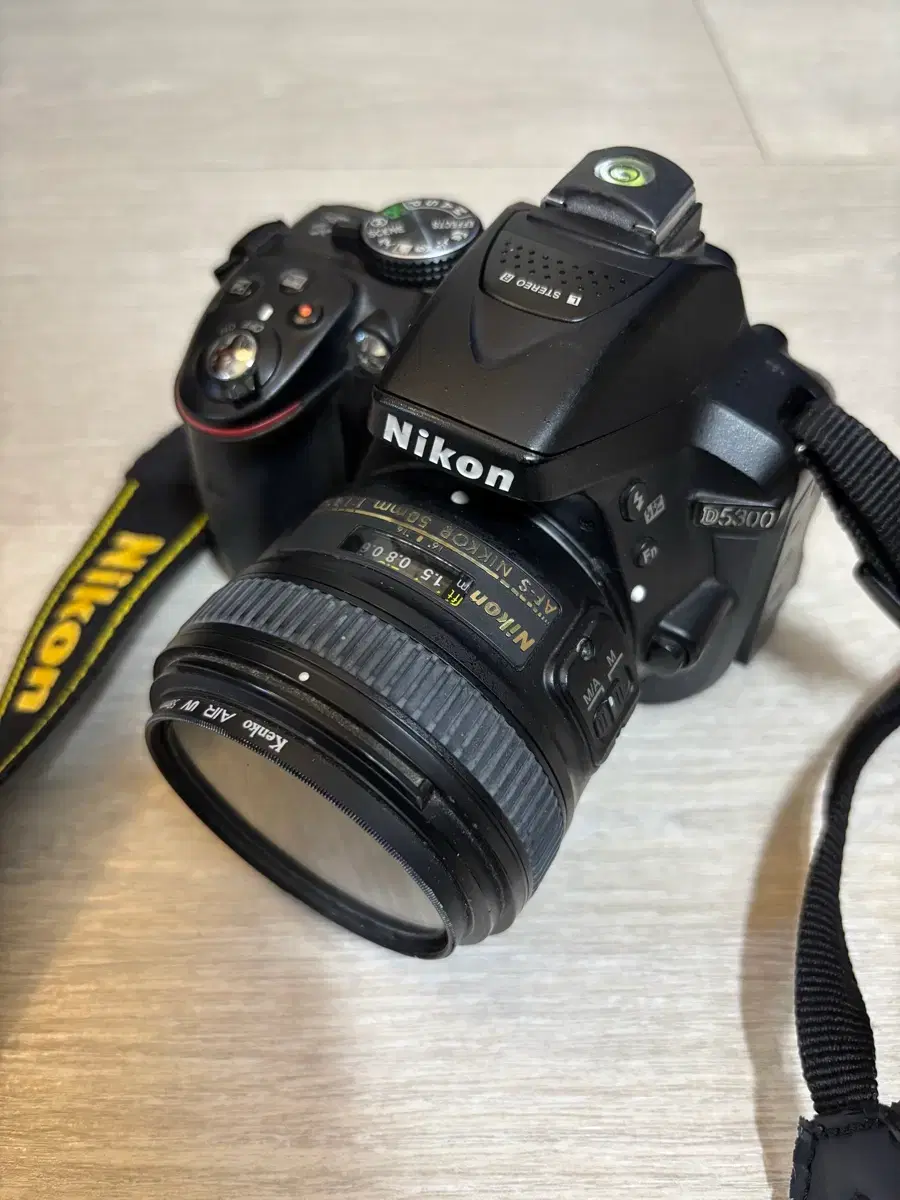 니콘d5300 + Nikon AF-S NIKKOR 50mm f/1.8G | 브랜드 중고거래 플랫폼